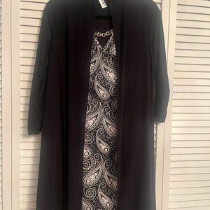 Elegant Black and White Paisley Midi Dress